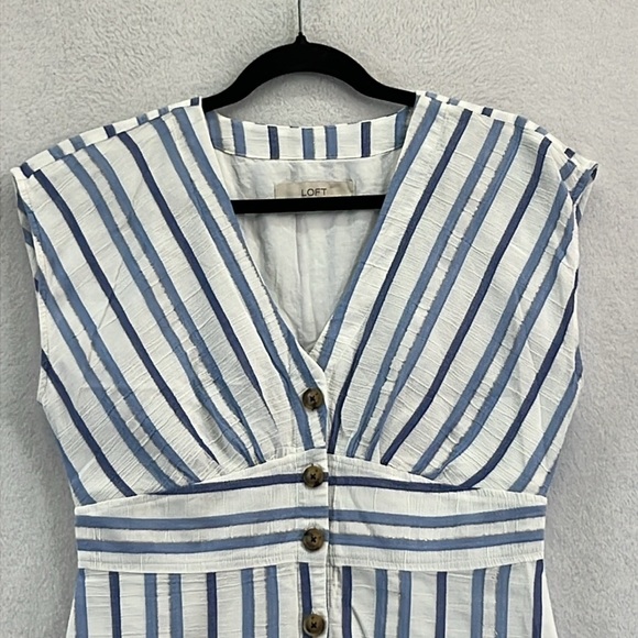 LOFT Women’s Cotton Dress Size 4 Blue & White Stripe Button Front Like New - Picture 3 of 10
